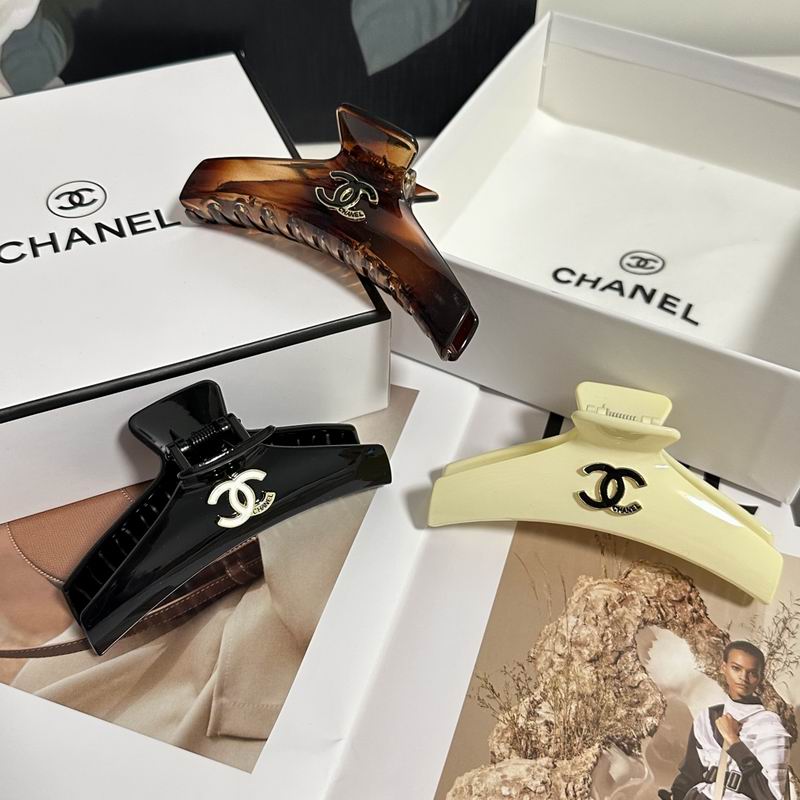Chanel Hair Grab Clip hh32